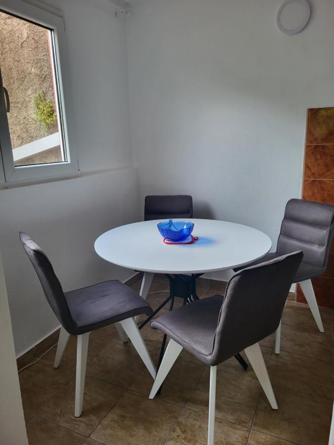 Apartment Novi Central Херцег Нови Екстериор снимка